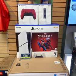 Sony PlayStation Ps5 With Spider-Man 2 And Extra Controller And Charging Station