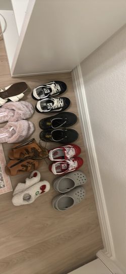 Shoe bundle size 5.5 women’s size 6
