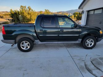 2004 Ford Explorer