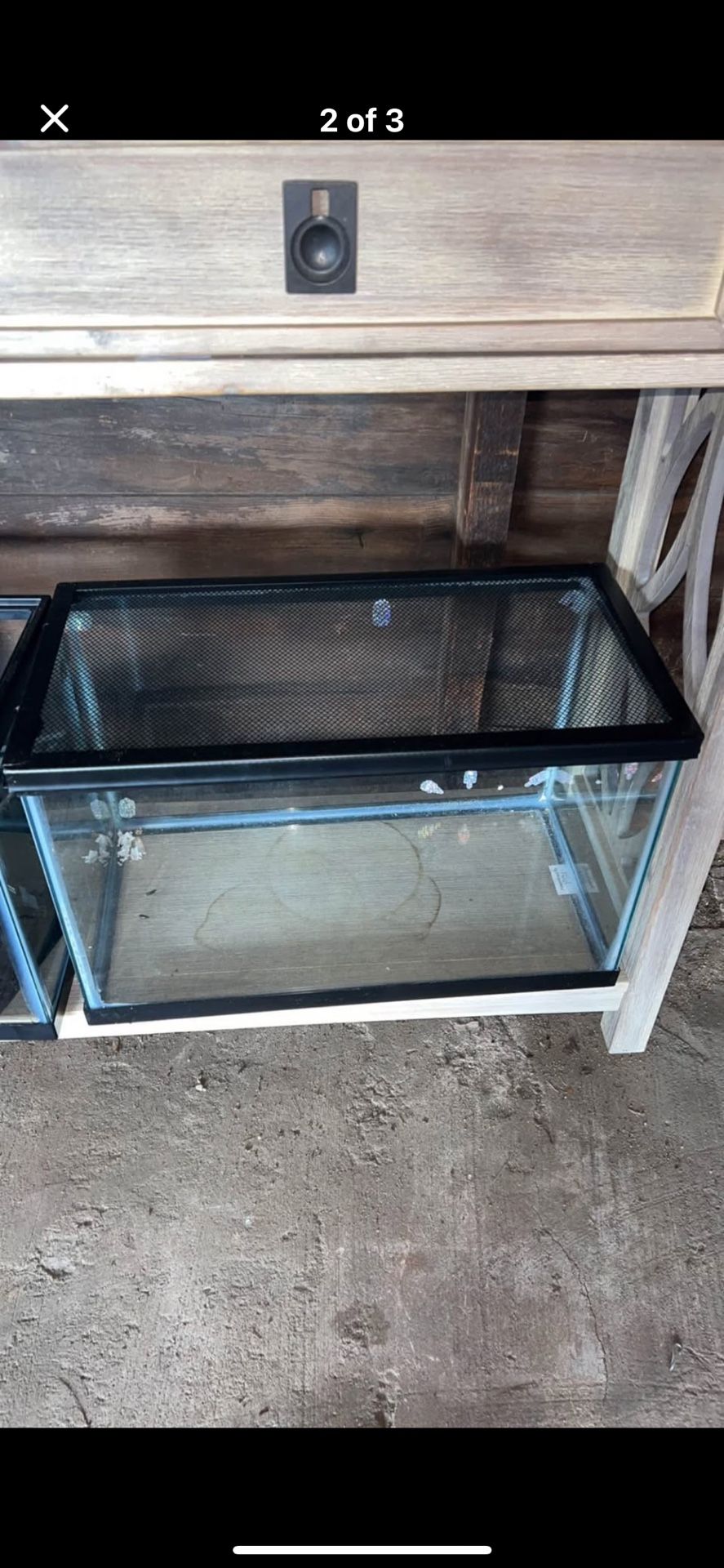 Aquarium tank
