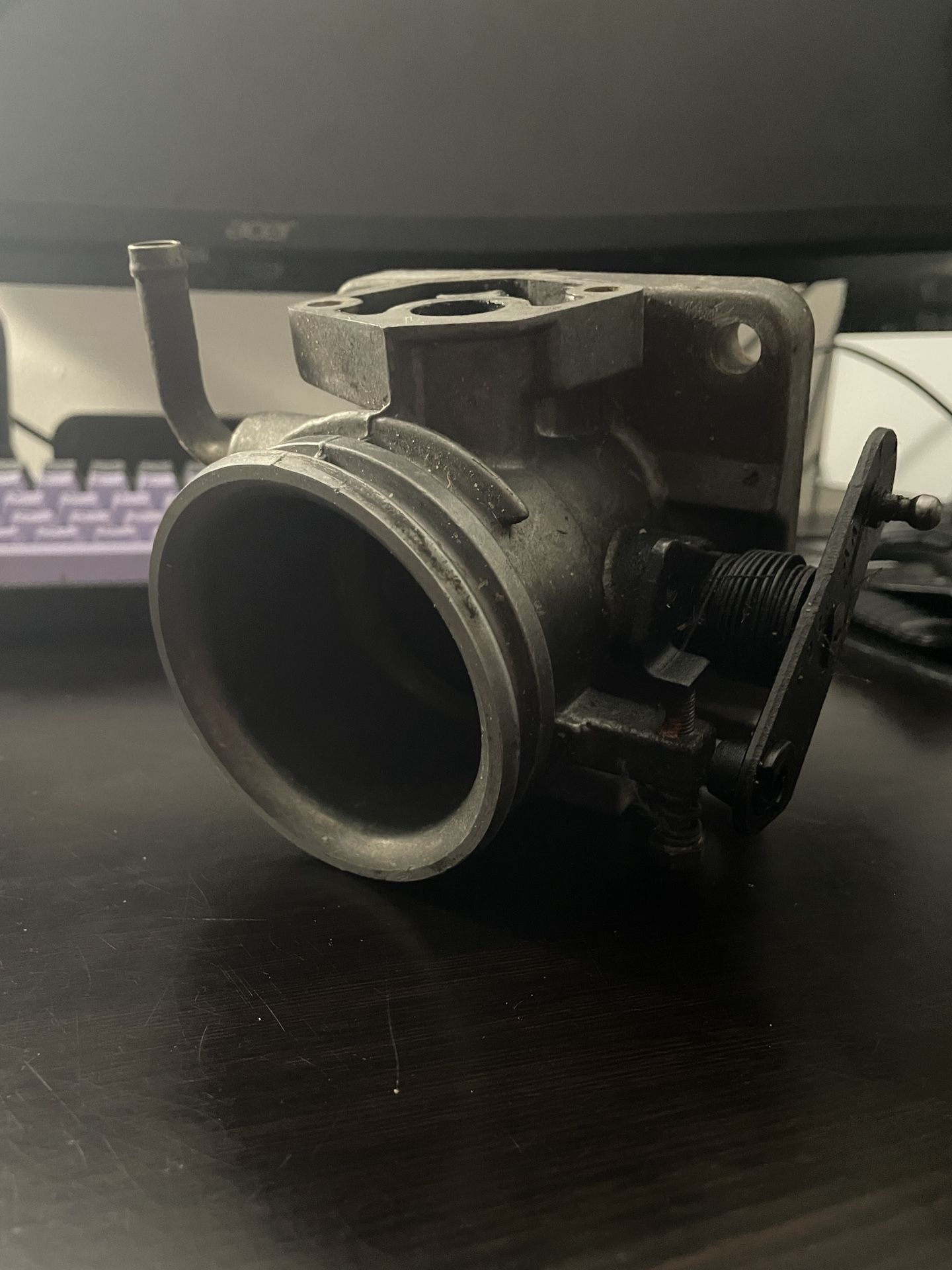 Ford 302 Stock Throttle Body 58mm