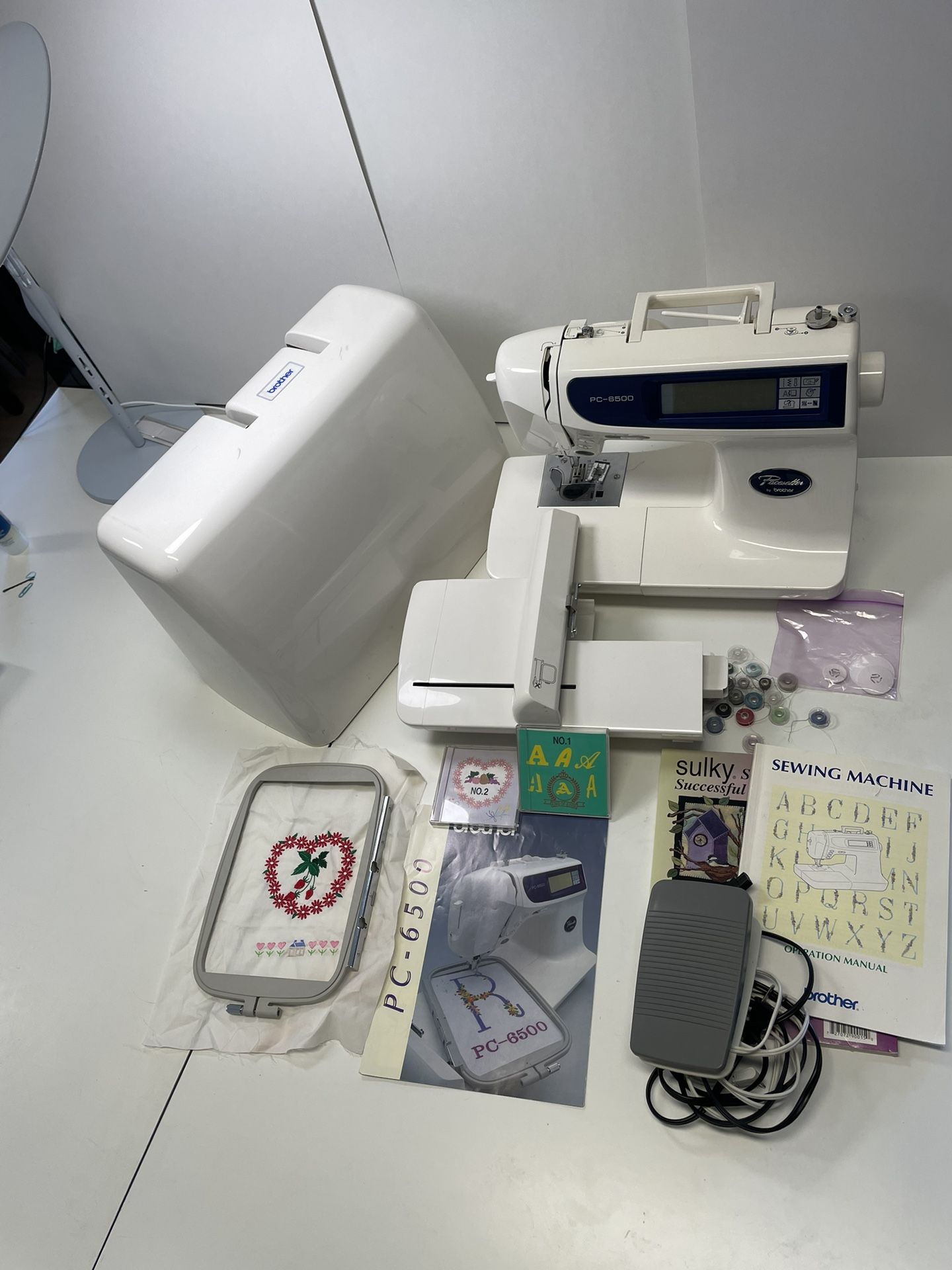 Sewing Machine- Brother PC - 6500 Embroidery 