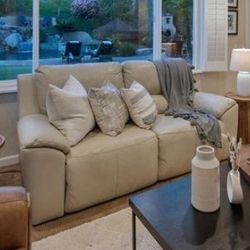 Leather recliner sofa