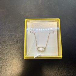Kendra Scott Necklace 