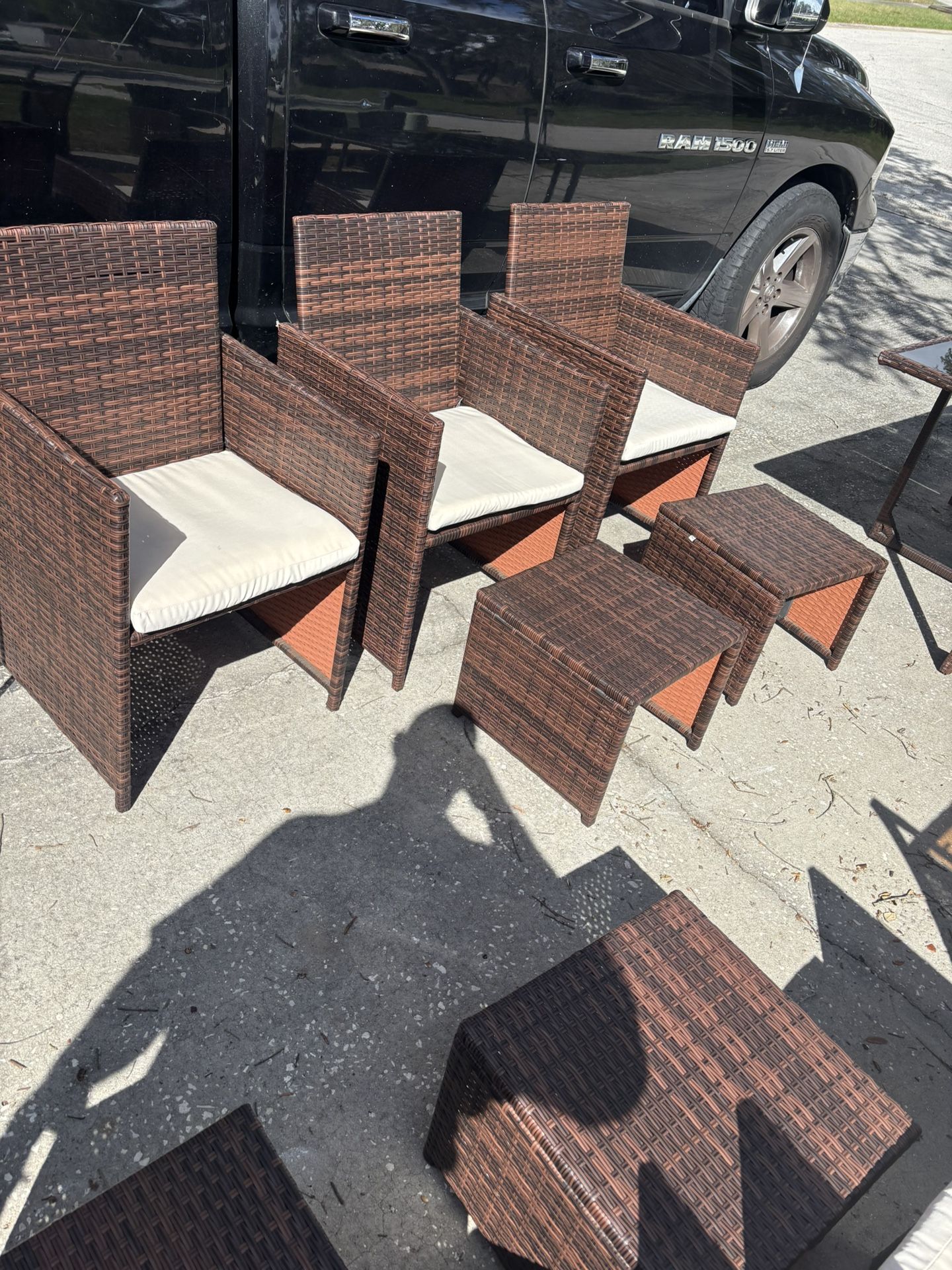 14 PIECE OUTDOOR PATIO FURNITURE SET