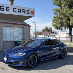 Tesla Model S 75D