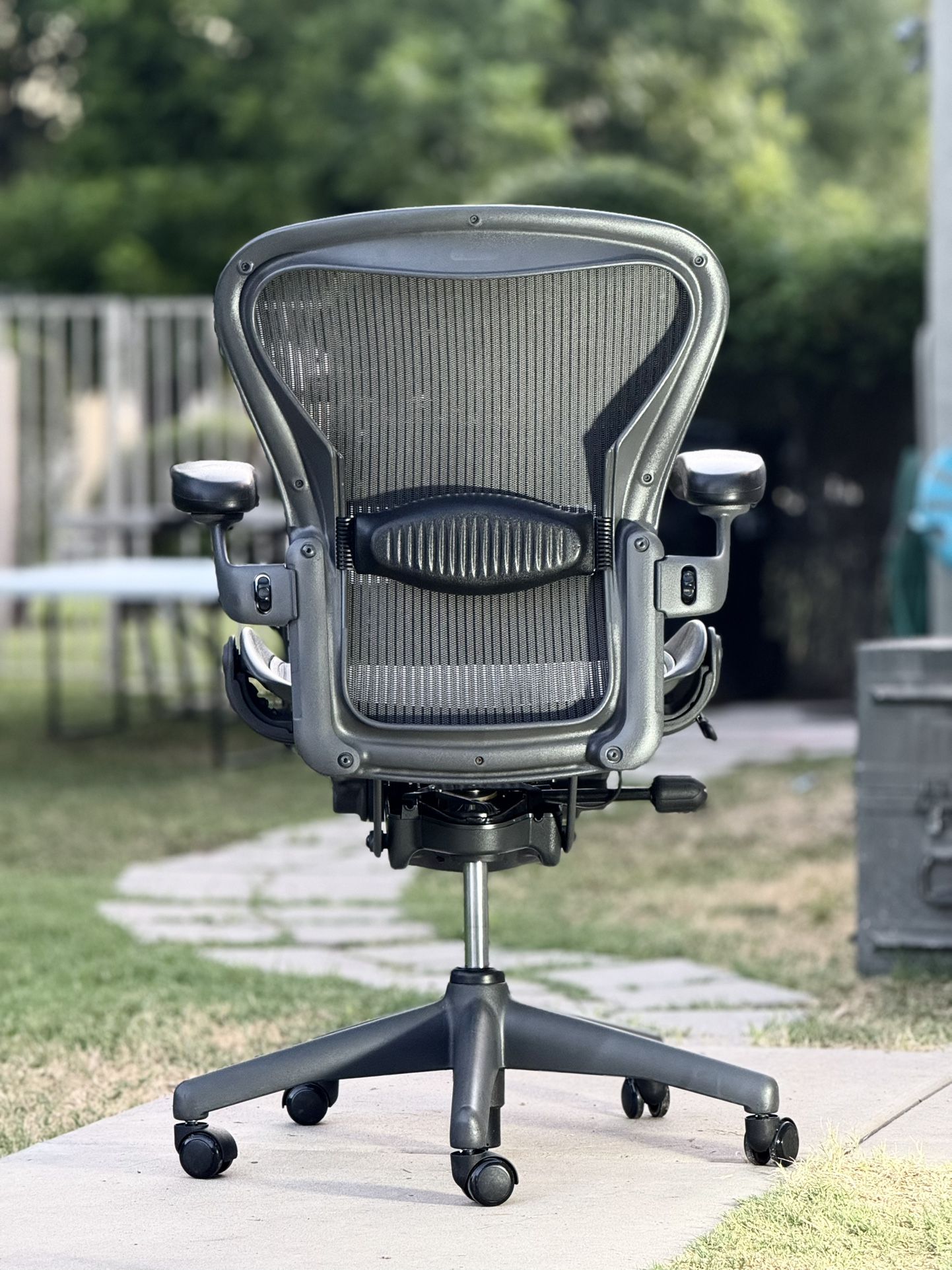 Herman Miller Size B Aeron Office Gaming Chair