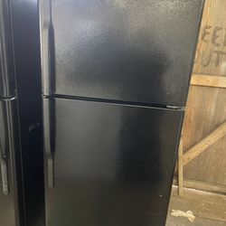 Refurbished Black Refrigerator | 90 Day Warranty | Financing | Delivery Available 