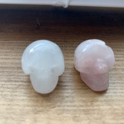 Mini Crystal skull set.