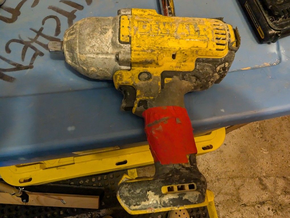 20V 1/2 in. High Torque Impact Wrench