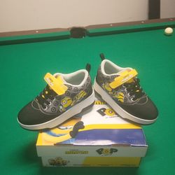 Minion Pop Heels Brand New Size 2