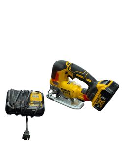 DEWALT DCS334 Jig Saw Tool & Battery