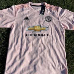 Manchester United 2018/19 pink away kit - Size L