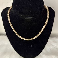 Vintage Gold Chunky Chain Necklace/ Clasp Back 