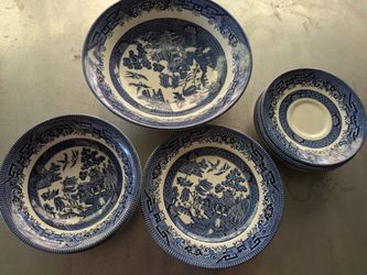 Set of 12 Churchill Blue Willow China Set – Made in England