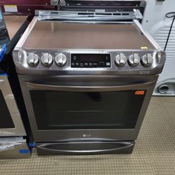 New Electric stove ready for pickup or delivery for just $50 down with no credit check