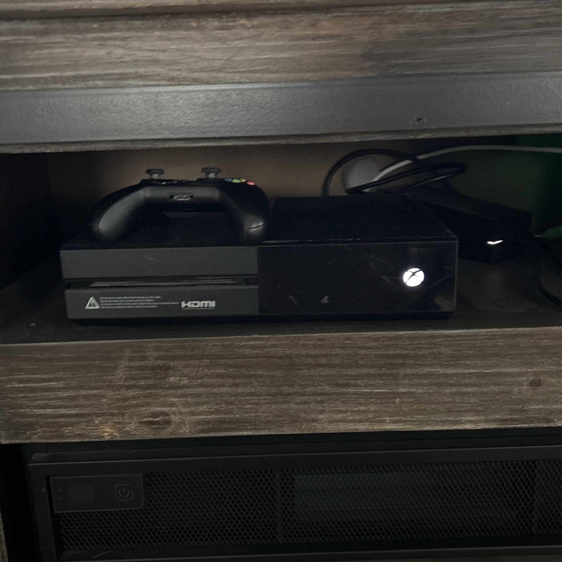Black Xbox One With Controller