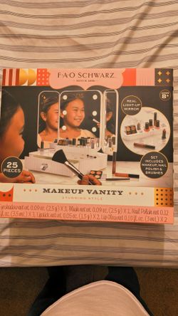 Make up vanity for girls Ages 8+