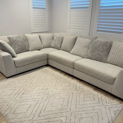 Ashley Lyndeboro 4-Piece Modular Sectional Sofa - Natural Cuddle Comfort (No Scratches)