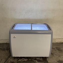 Freezer For Ice Creams 