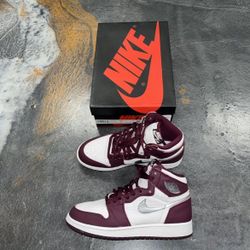 Size 7 GS Jordan 1 