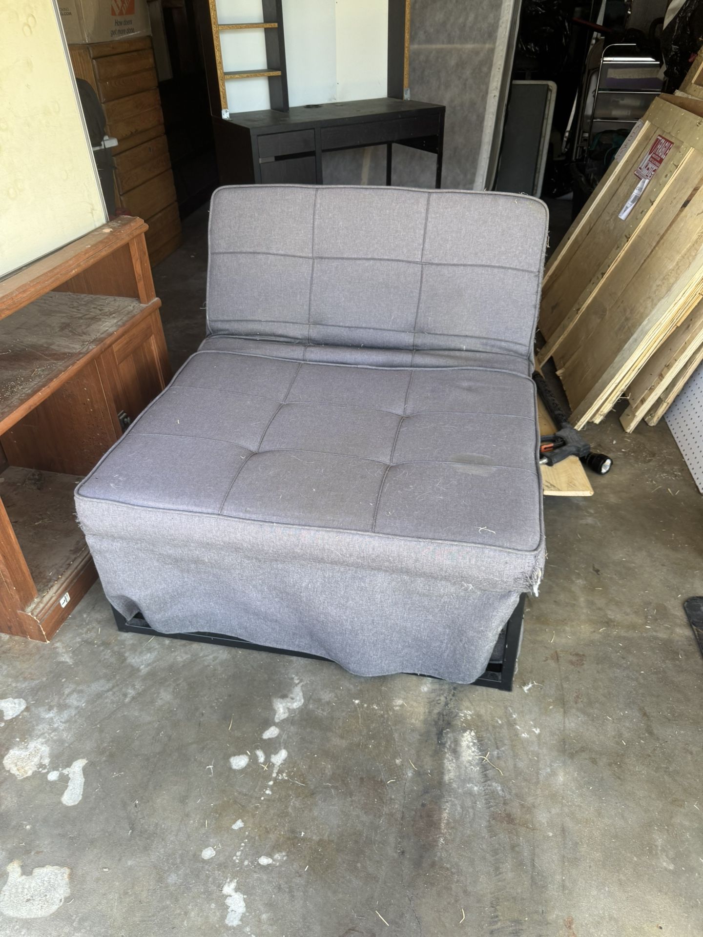 Reclining Bed/chair