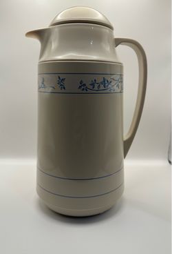 Vintage Corning Corelle First of Spring Insulated 1 Quart Carafe Pitcher