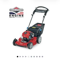 Toro Recycler 21-in Gas Self-propelled Lawn Mower with 140-cc Briggs and Stratton Engine