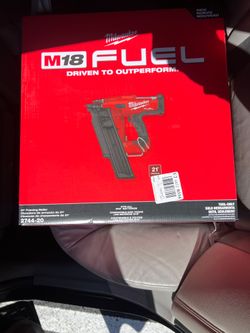 Milwaukee nails gun