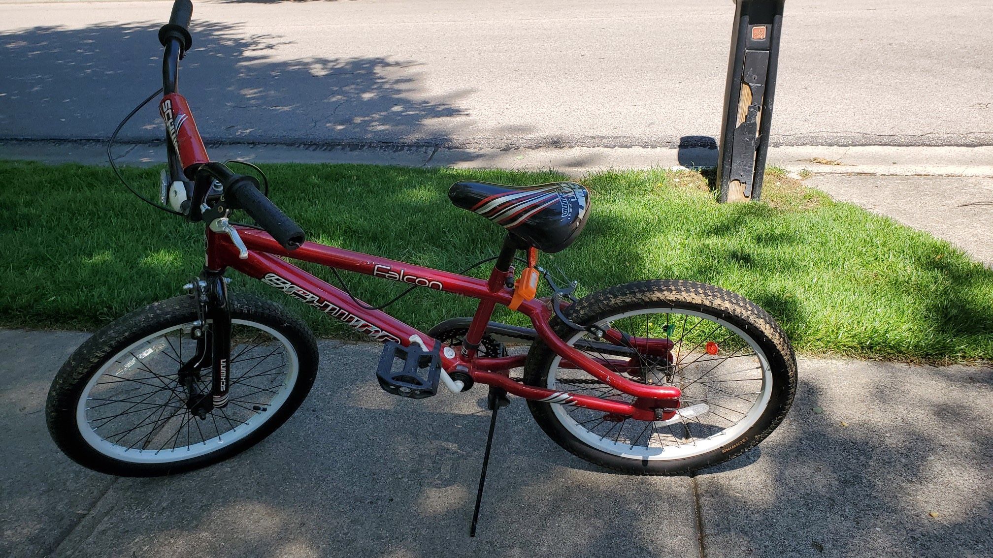 Boys Schwin bike 20” 