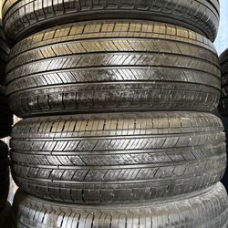 225-60-18 Michelin 