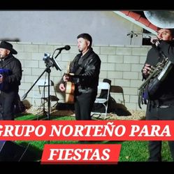 GRUPO NORTEÑO BANDA CON TUBA 