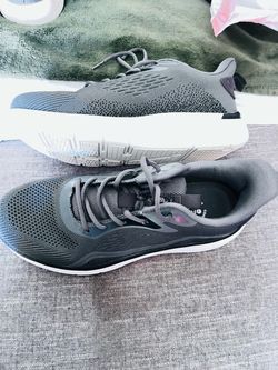 Men's shoes $30  ea size 10.5