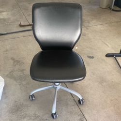 Rolling Desk Chair 