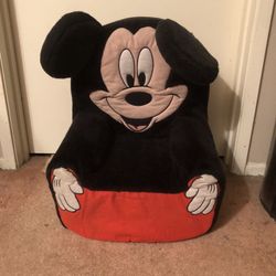 Mickey Mouse Toddler’s Chair