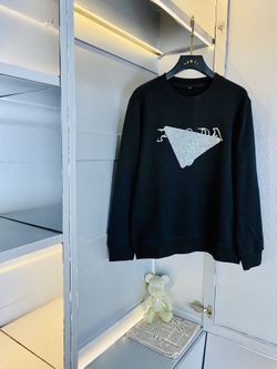 Prada Men’s Hoodie 2026 New 