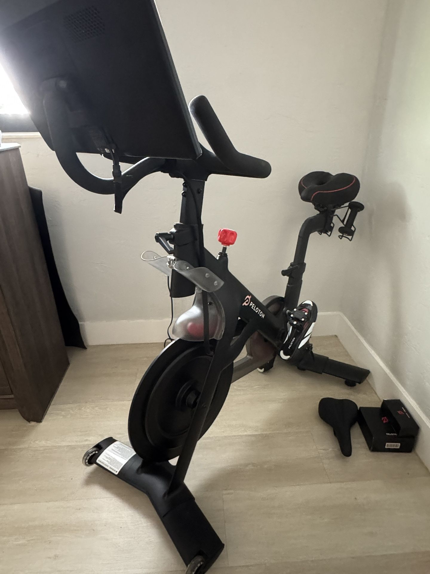 Peloton & Accessories