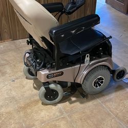 Jazzy ATS WHEELCHAIR 