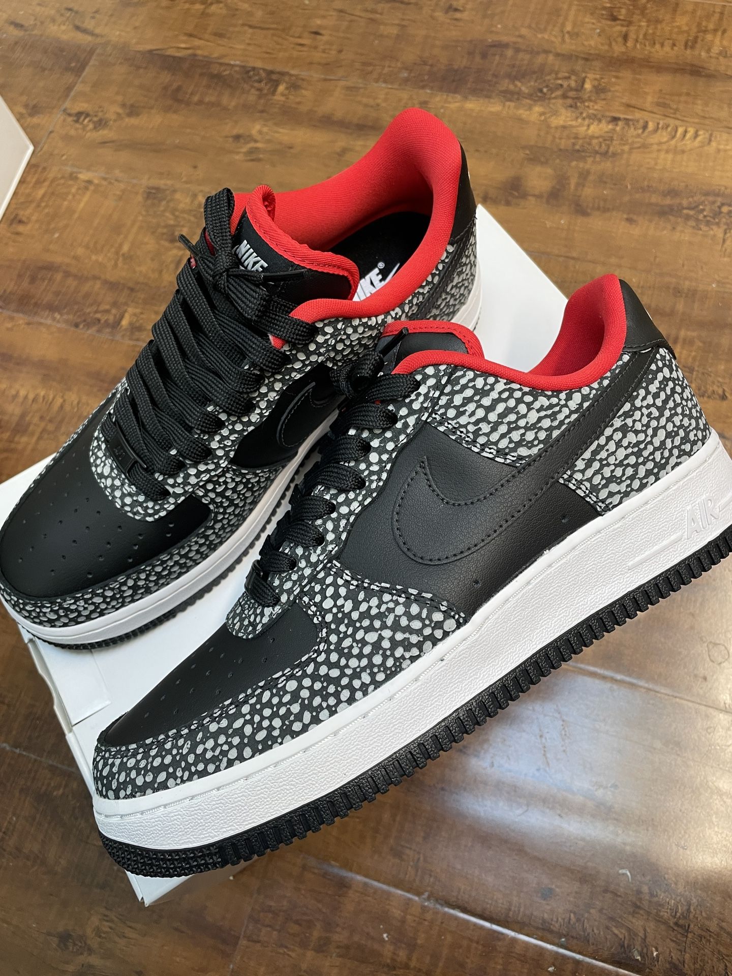 Nike Air Force 1 Size 8