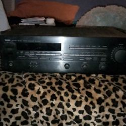 Yamaha natural sound Stereo Receiver RXV 670