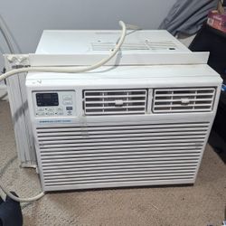 Emerson Quiet Kool 10,000 BTU 115V Energy Star Smart Window Air Conditioner, For Rooms up to 450 Sq. Ft., with Remote, Wi-Fi, Voice Control