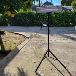 Heat Storm Tradesman 1500 Watt Electric Outdoor Portable Infrared, 7 ft Cord, Tripod + Heater, Black