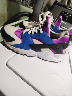 Nike Hirache Size 11