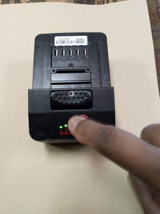 Replacement Battery For SNAP ON 18V CTB8185 (Charger ONLY) $25 Firm P/U 48 TH ST ROOSEVELT PHX AZ
