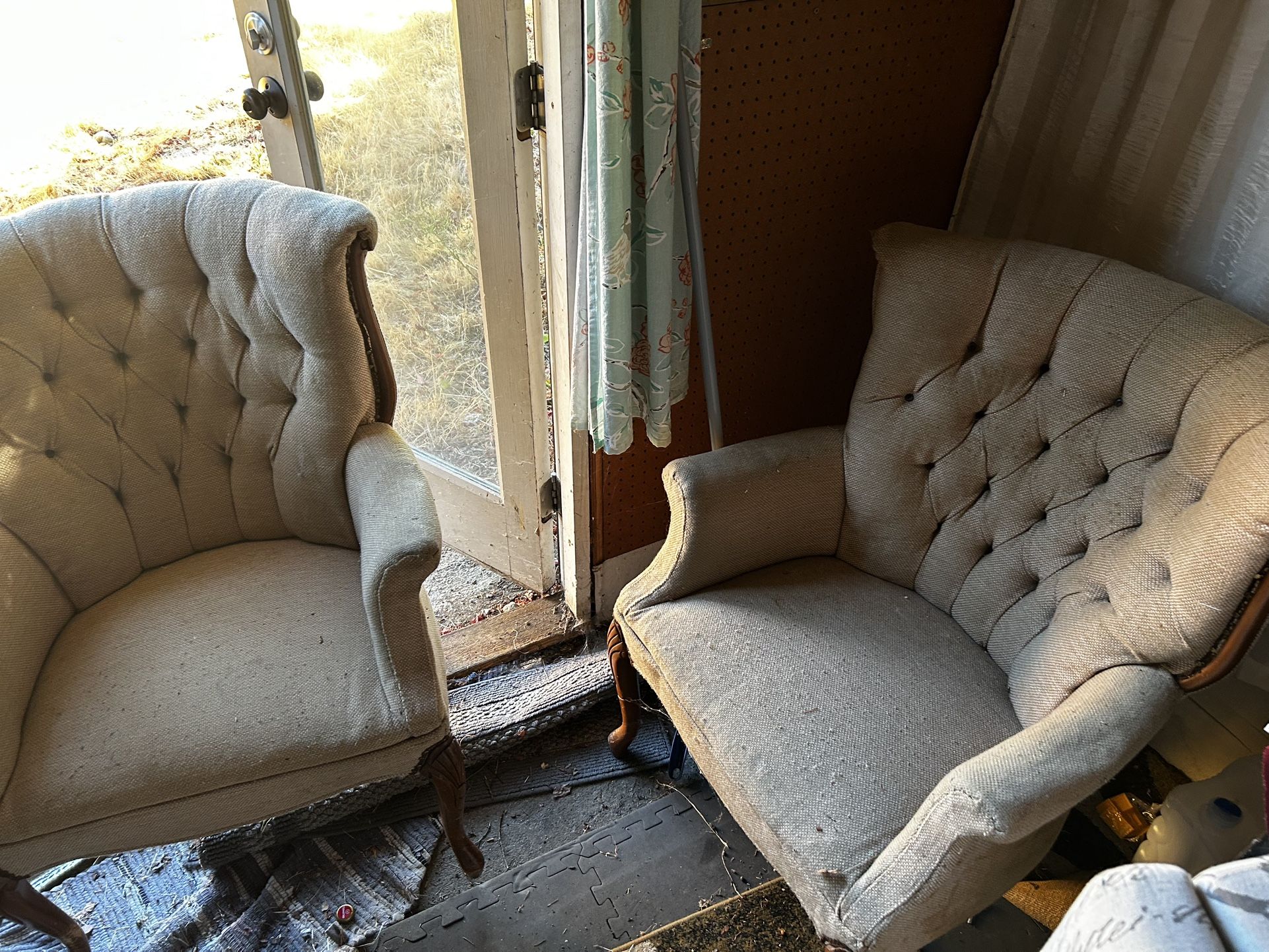 Tuffed Chairs Pair