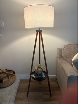 3-legged floor lamp