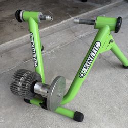 Kurt Kinetic Road Machine Stationary Bike Trainer