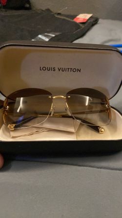 Lv glasses