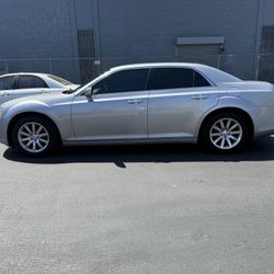 2014 Chrysler 300C