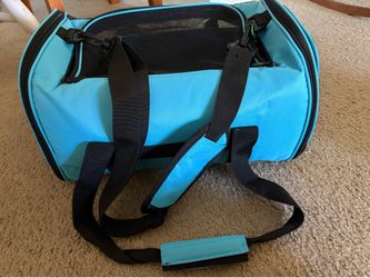 Pet carrier